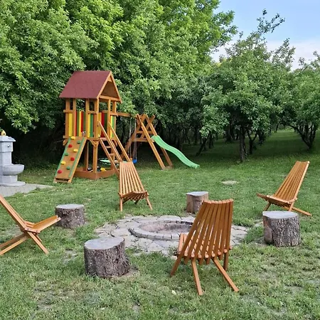 Kuca Za Odmor Stara Jabuka * Novi Ledinci
