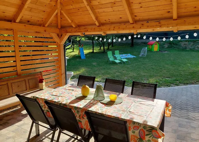 Kuca Za Odmor Stara Jabuka Дом отдыха *